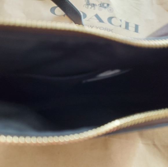 Coach Blush Leather Town Bucket Bag - Picture 3 of 7